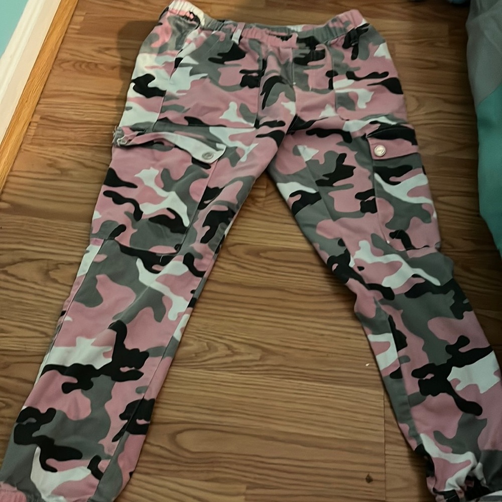 Pink army print cargo